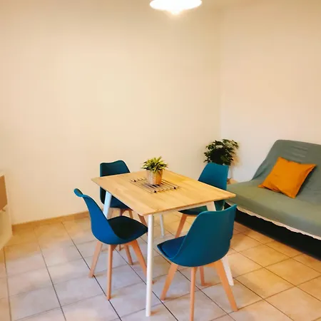 Cosy Courtesoun Apartment Courthezon Exterior photo