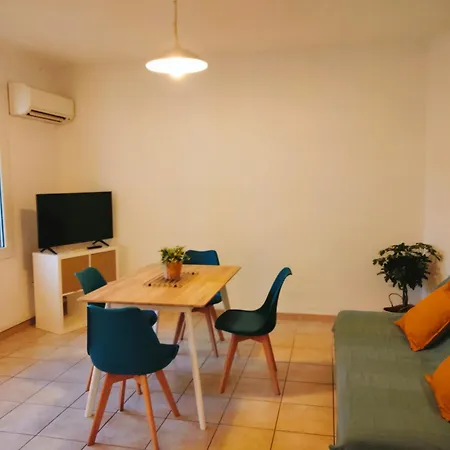 Cosy Courtesoun Apartment Courthezon Exterior photo